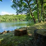 Kamp alanı L'etang D'ardy *** *