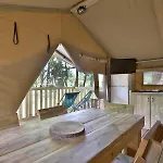 Kamp alanı L'etang D'ardy ***
