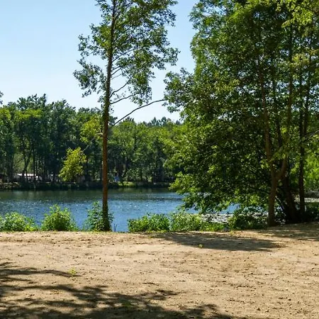 L'etang D'ardy *** Kamp alanı