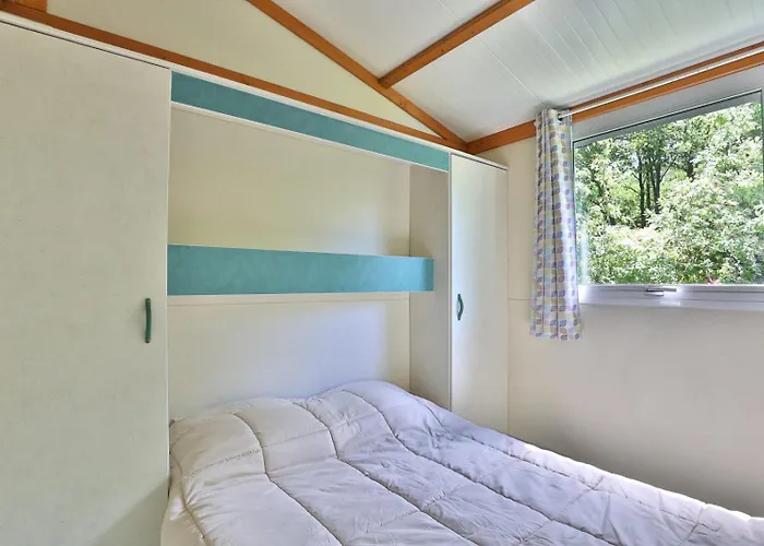 Kamp alanı L'etang D'ardy ***