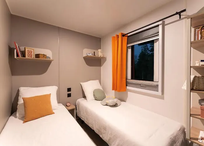 Kamp alanı L'etang D'ardy ***